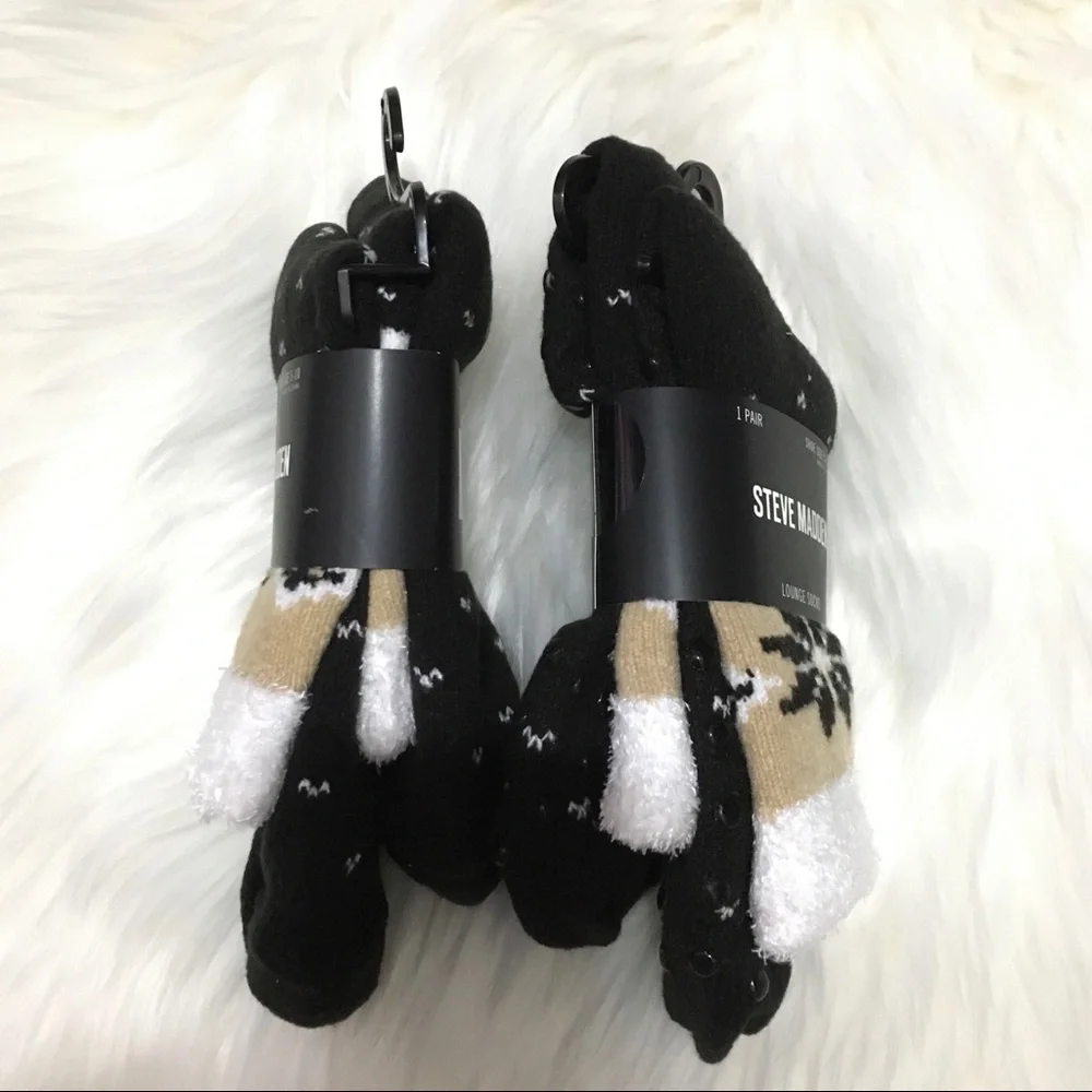NWT Steve Madden Cabin Socks a set of 2 pairs